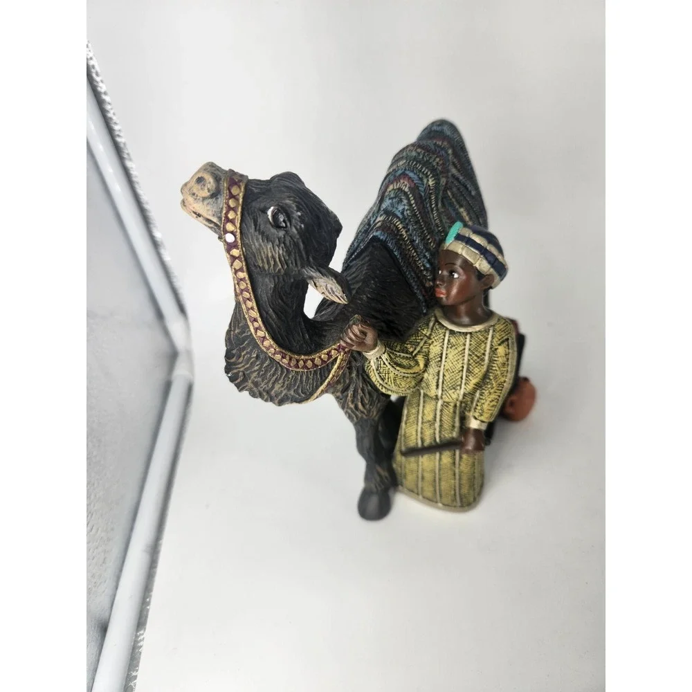 1997 Enesco Mahogany Miracle Camel Driver‎ with Camel Nativity Parastone 302414